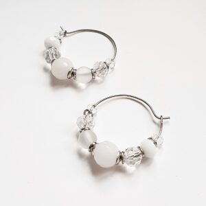 Ohrschmuck "Boho Hoop – Weißer Achat" aus Glas & Edelstahl | CAABjewels